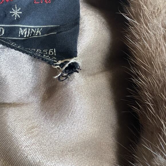 Vintage Voula Mitsakou Mink Fur Shawl Shoulder Wrap One Size Made In Greece - Picture 8 of 16